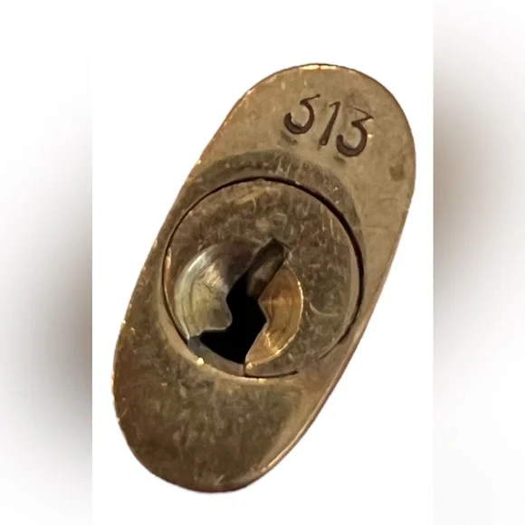 LOUIS VUITTON BRASS LOCK ONLY 313 NO KEY